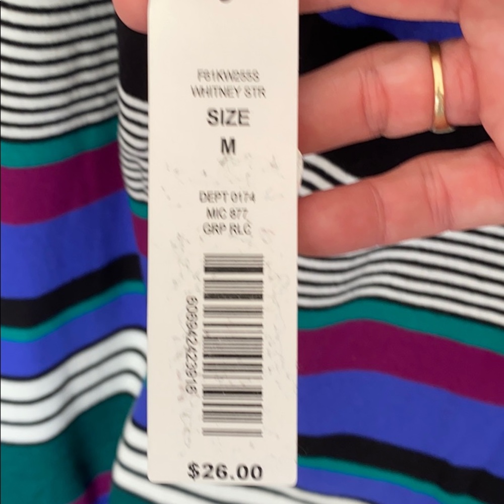 Top - Picture 4 of 5